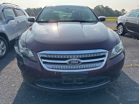 Used 2011 Ford Taurus Limited w/ 301A Rapid Spec Order Code FWD image 2