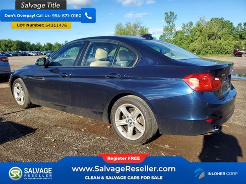 Used 2014 BMW 320i xDrive Sedan AWD/4WD image 3