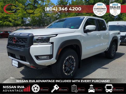 New 2025 Nissan Frontier PRO-4X w/ Pro Convenience Package image 2