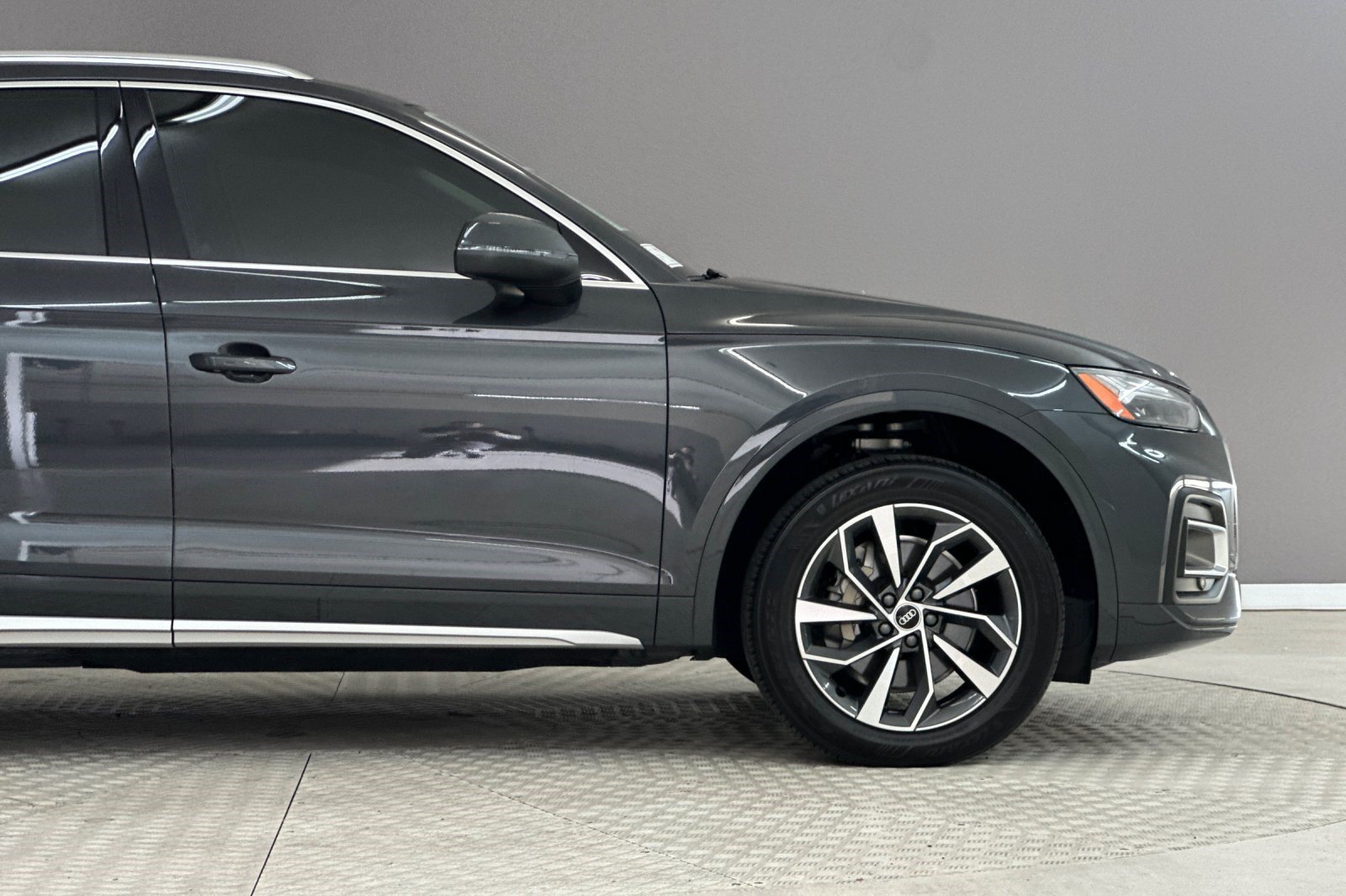 Used 2021 Audi Q5 2.0T Premium w/ Convenience Package AWD/4WD image 34