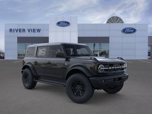 New 2026 Ford Bronco Outer Banks w/ Sasquatch Package AWD/4WD image 7