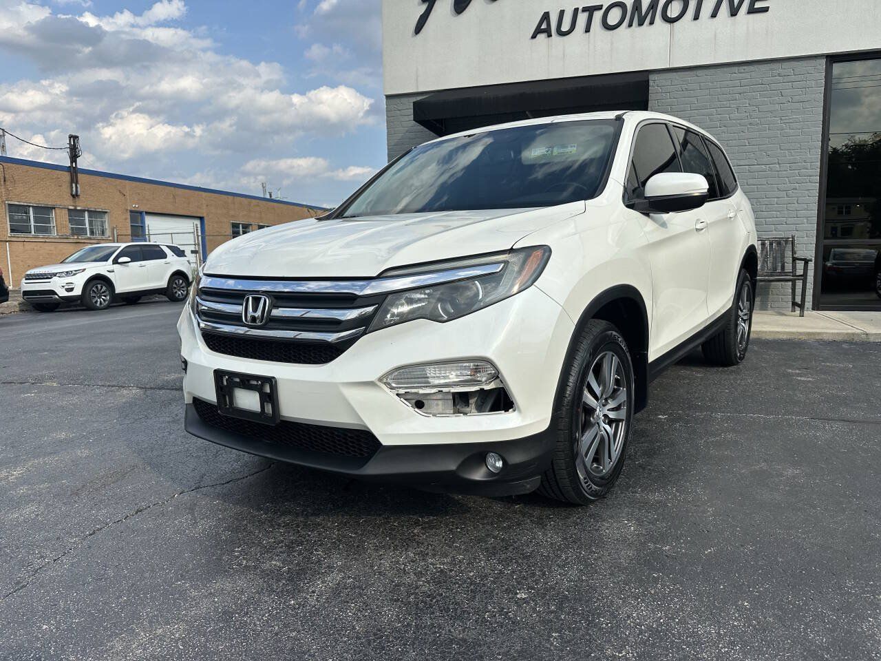 Used 2016 Honda Pilot EX-L image 2