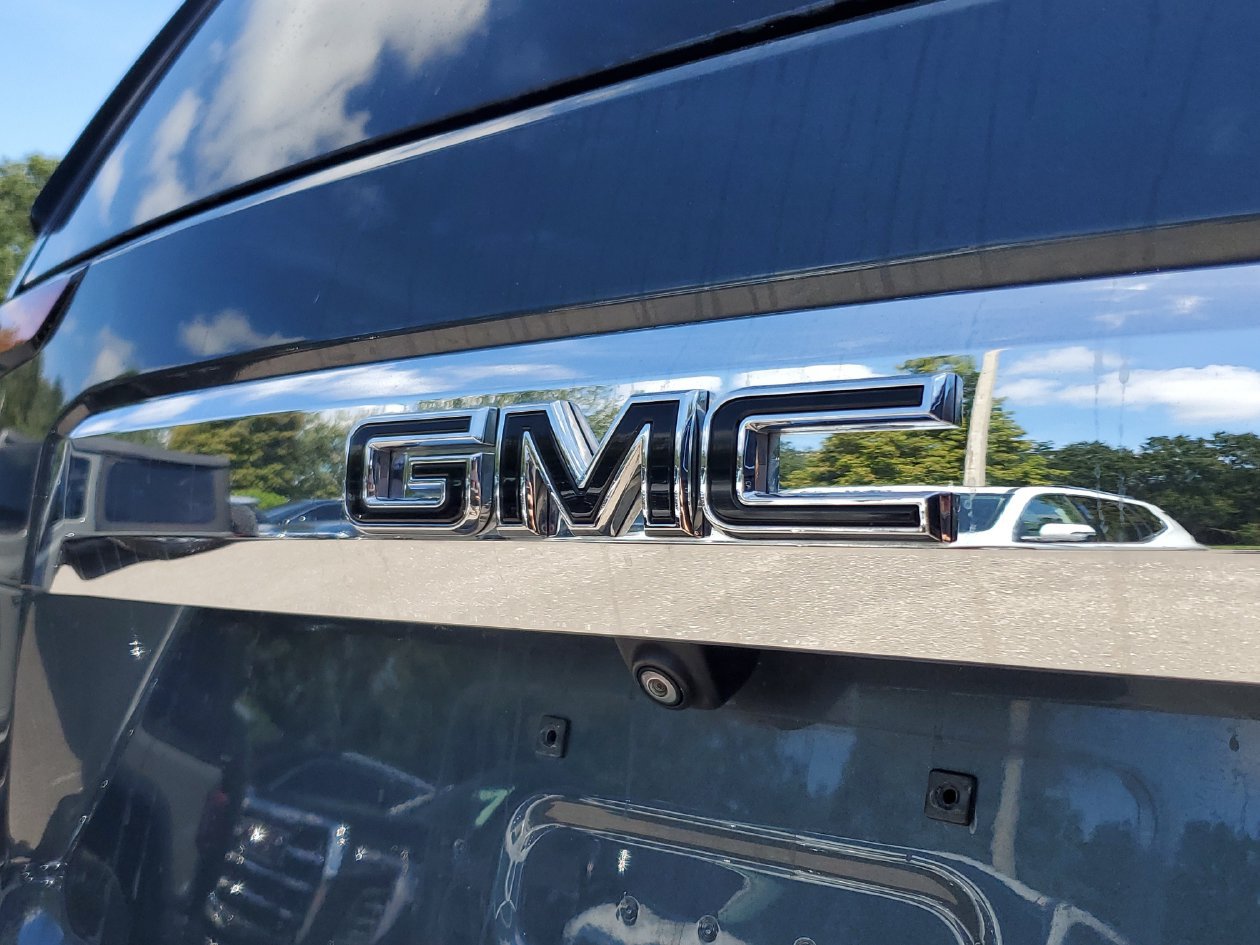 Used 2021 GMC Yukon SLT w/ SLT Luxury Plus Package RWD image 6