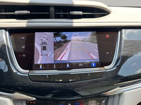 New 2025 Cadillac XT6 Premium Luxury w/ Technology Package image 37