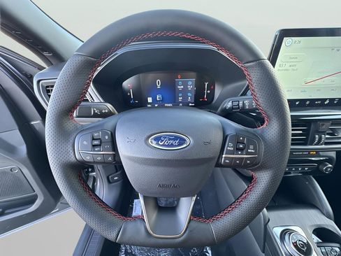 New 2026 Ford Escape ST-Line w/ Tech Pack #1 image 11