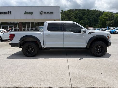 Used 2025 Ford F150 Raptor AWD/4WD image 5