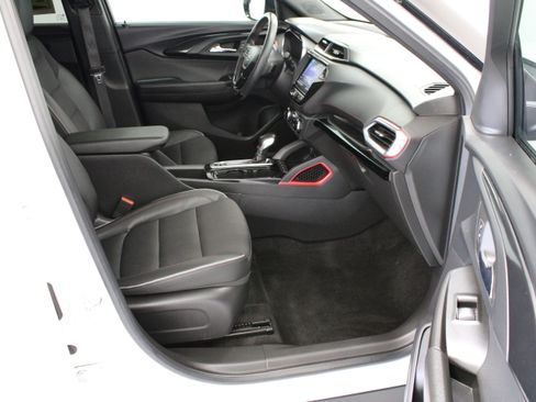Used 2023 Chevrolet TrailBlazer RS w/ Convenience Package FWD image 36
