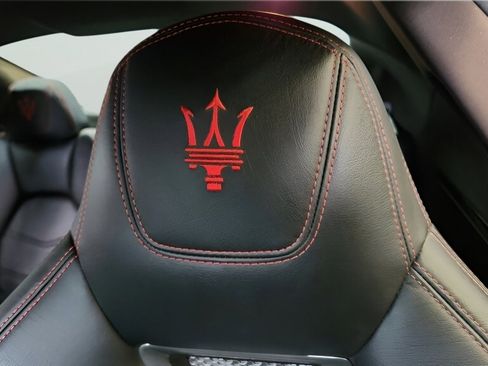 Used 2018 Maserati GranTurismo Sport image 23