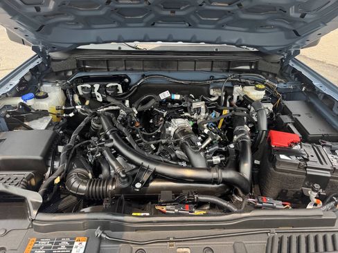 Used 2025 Ford Bronco Outer Banks AWD/4WD image 22