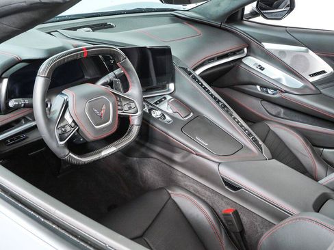 Used 2024 Chevrolet Corvette Z06 RWD image 26