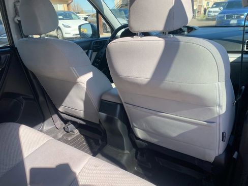 Used 2017 Subaru Forester 2.5i Premium w/ Popular Package #2A AWD/4WD image 29