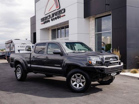Used 2011 Toyota Tacoma 4x4 Double Cab w/ TRD Sport Pkg w/JBL Audio image 1