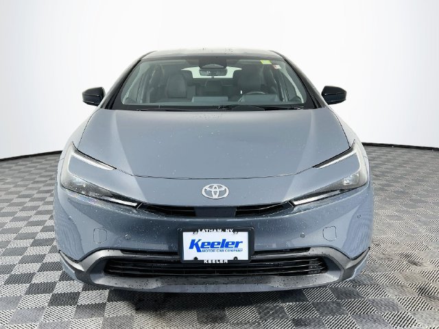 Used 2023 Toyota Prius LE AWD/4WD image 9