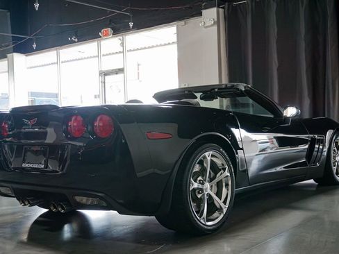 Used 2011 Chevrolet Corvette Grand Sport w/ Preferred Equipment Group image 37