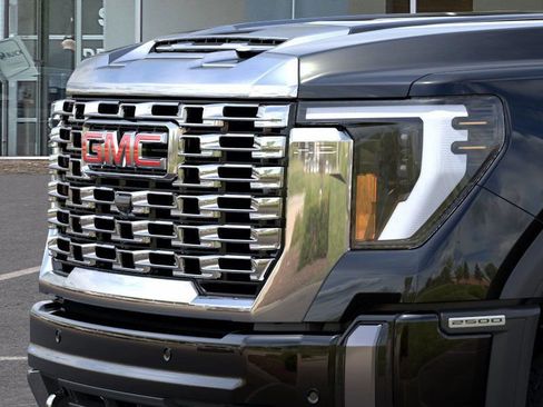 New 2026 GMC Sierra 2500 Denali w/ Denali Reserve Package image 13