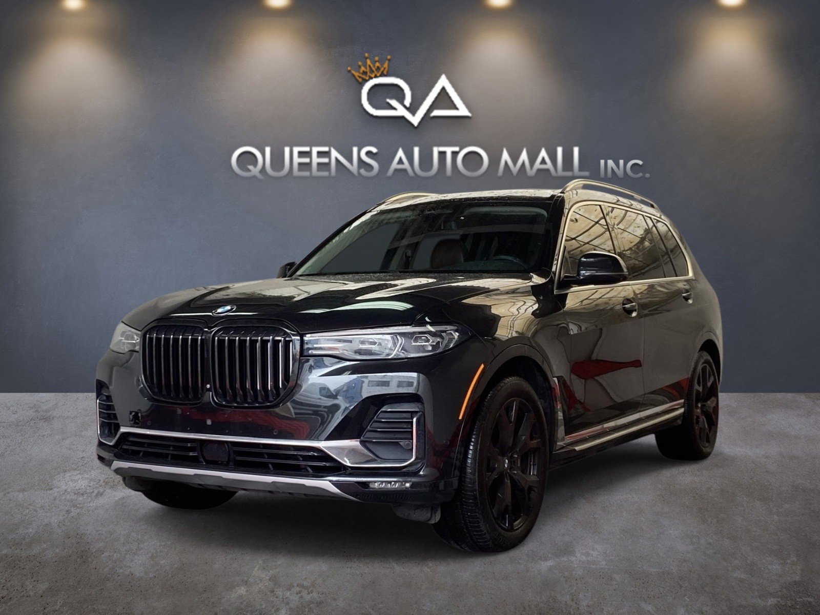 Used 2020 BMW X7 xDrive40i w/ Executive Package AWD/4WD image 3