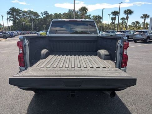 Used 2024 Chevrolet Silverado 2500 Custom w/ Custom Value Package image 12