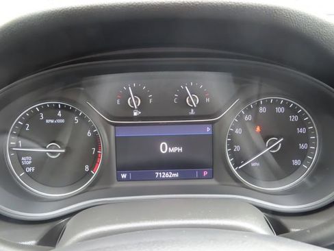 Used 2019 Buick Regal Essence w/ Driver Confidence Package I image 37