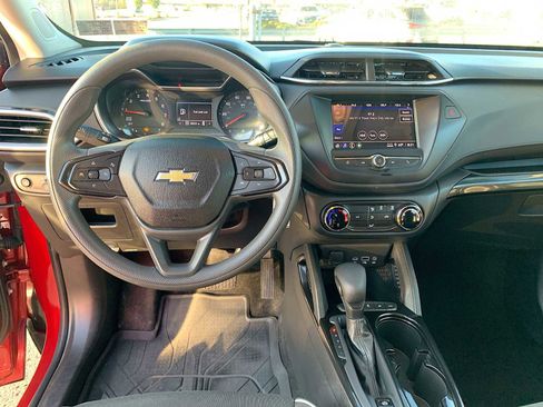 Certified 2021 Chevrolet TrailBlazer LS image 18