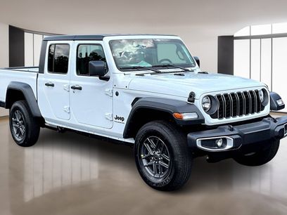 New 2025 Jeep Gladiator Sport
