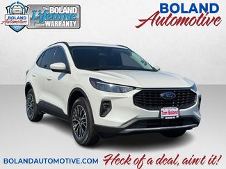 Used 2024 Ford Escape SE FWD video 1