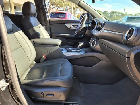 Used 2021 Chevrolet Blazer LT image 23