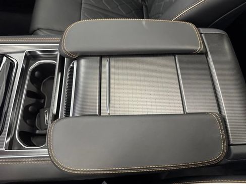 New 2026 Jeep Grand Wagoneer Summit AWD/4WD image 52