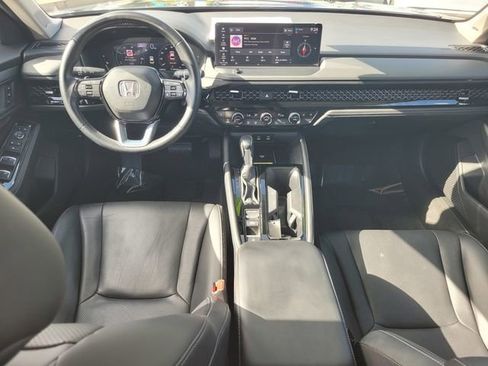 Used 2023 Honda Accord Touring image 15