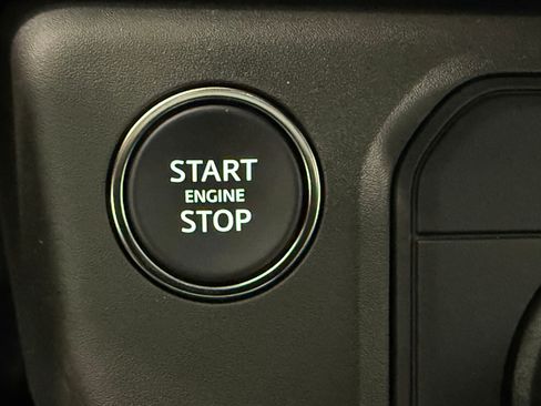 New 2026 Land Rover Defender 110 X-Dynamic SE AWD/4WD image 24