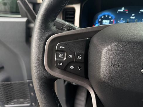 Used 2025 Ford Bronco Outer Banks AWD/4WD image 46