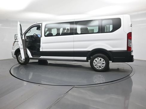 Used 2023 Ford Transit 350 XLT RWD image 32