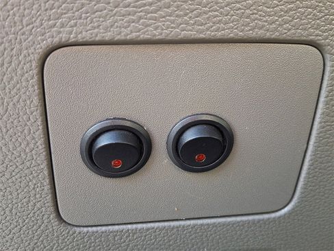 Used 2022 Ford F250 XL w/ Power Equipment Group image 23