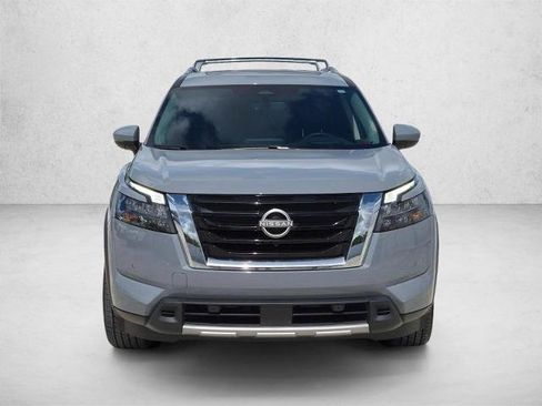 Certified 2025 Nissan Pathfinder Platinum w/ Cargo Package FWD image 1