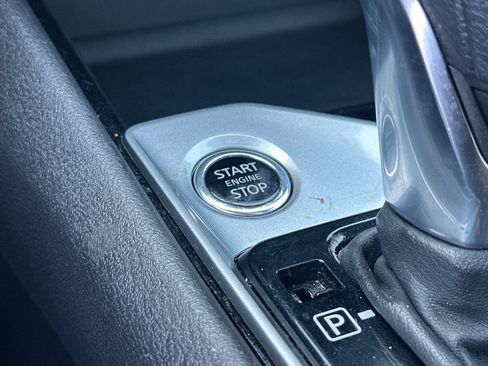 Used 2024 Nissan Altima 2.5 SV FWD image 31