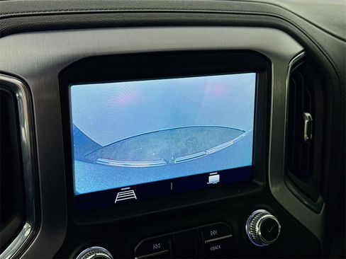 Used 2020 GMC Sierra 1500 SLE w/ SLE Value Package image 14
