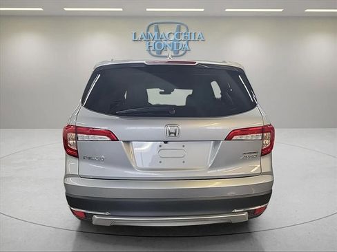 Used 2022 Honda Pilot Touring image 5