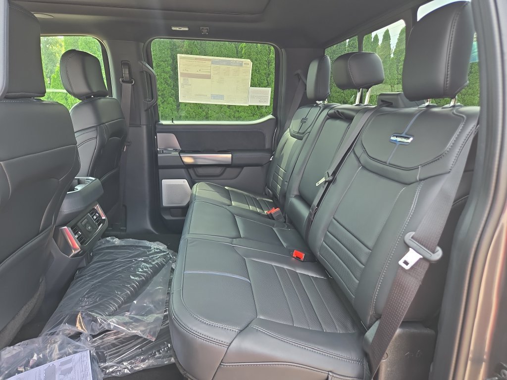 New 2026 Ford F250 Platinum w/ Tremor Off-Road Package AWD/4WD image 18