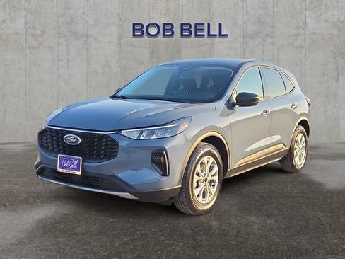 Certified 2025 Ford Escape Active w/ Cold Weather Package AWD/4WD image 1