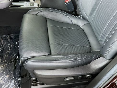 Certified 2025 Subaru Ascent Touring image 27