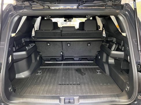 Used 2025 Toyota 4Runner SR5 image 55