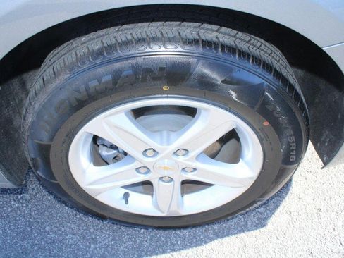 Used 2024 Chevrolet Malibu LT image 7