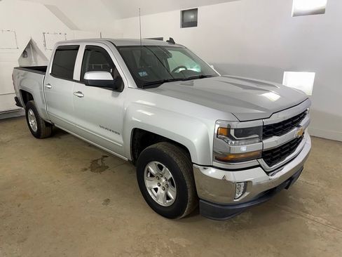 Used 2017 Chevrolet Silverado 1500 LT w/ All Star Edition AWD/4WD image 7