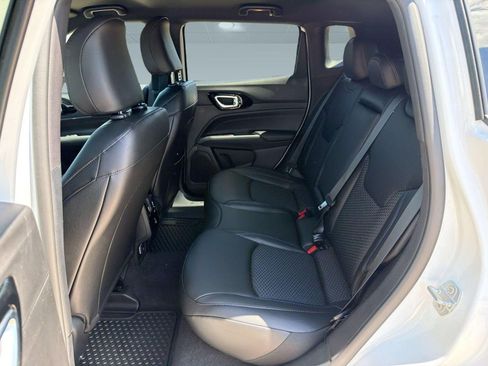 New 2026 Jeep Compass Latitude AWD/4WD image 23
