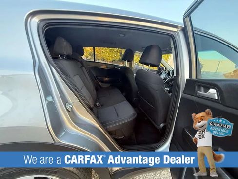 Used 2021 Kia Sportage LX AWD/4WD image 16