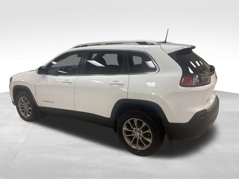 Used 2020 Jeep Cherokee Latitude Plus w/ Cold Weather Group AWD/4WD image 4