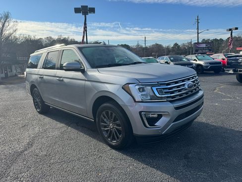Used 2020 Ford Expedition Max Limited image 12