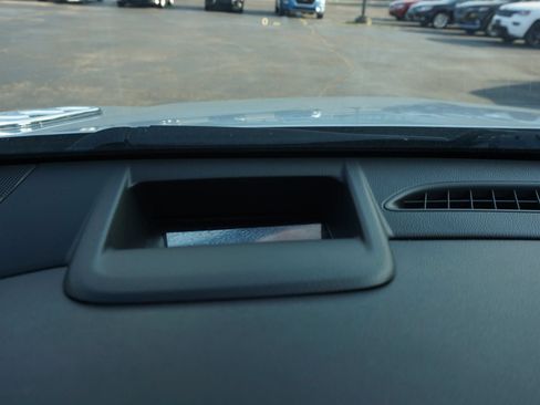 Used 2016 Buick Envision Premium AWD/4WD image 32