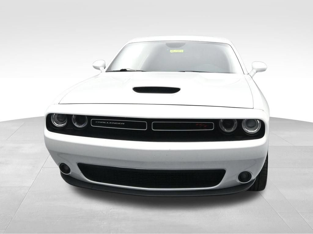 Used 2018 Dodge Challenger R/T RWD image 8
