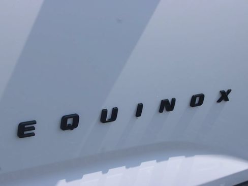 New 2027 Chevrolet Equinox RS w/ Convenience Package III AWD/4WD image 13