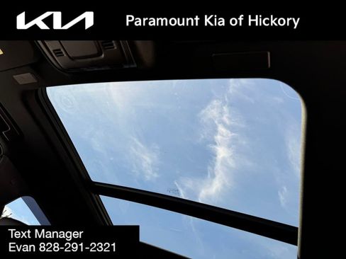 Used 2025 GMC Yukon XL Denali Ultimate image 15